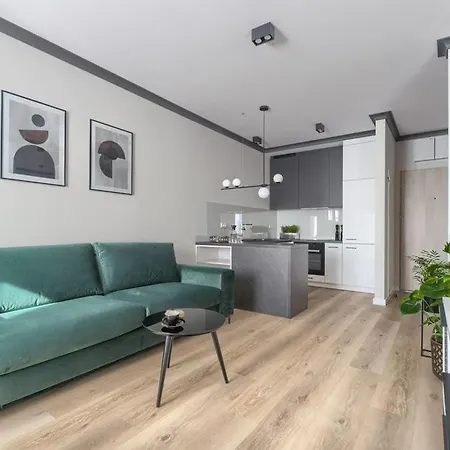 Apartment Royal Kamienica Nova 2 *